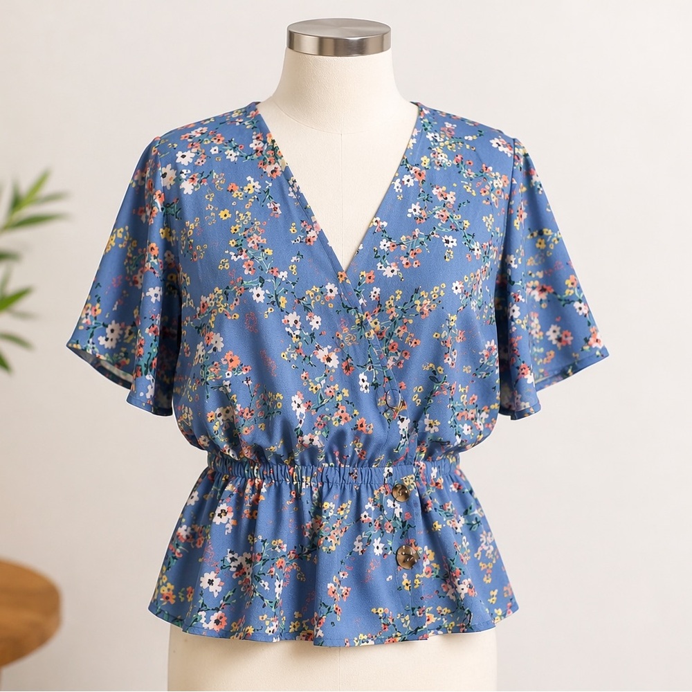 Pink Rose Women’s Medium Blue Floral Wrap Peplum Top Casual Feminine Chic